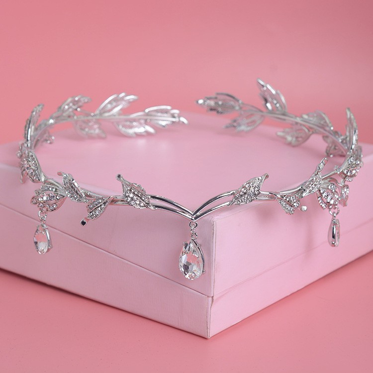 Aerith Cosplay Prop - Couronne de luxe en cristal pour