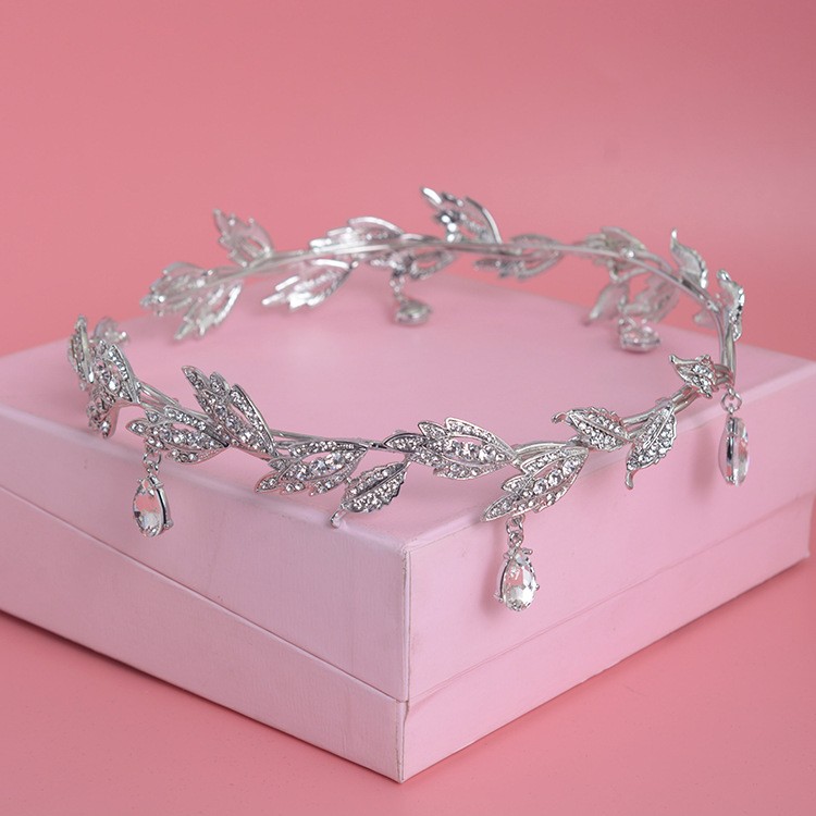 Couronne de luxe en cristal po - Aerith Cosplay Prop avis et prix